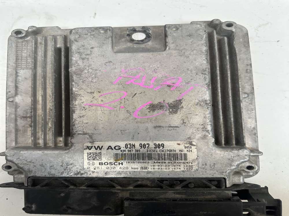 03N907309 - 0281030429 Volkswagen Passat Motor Beyni EDC17CP74