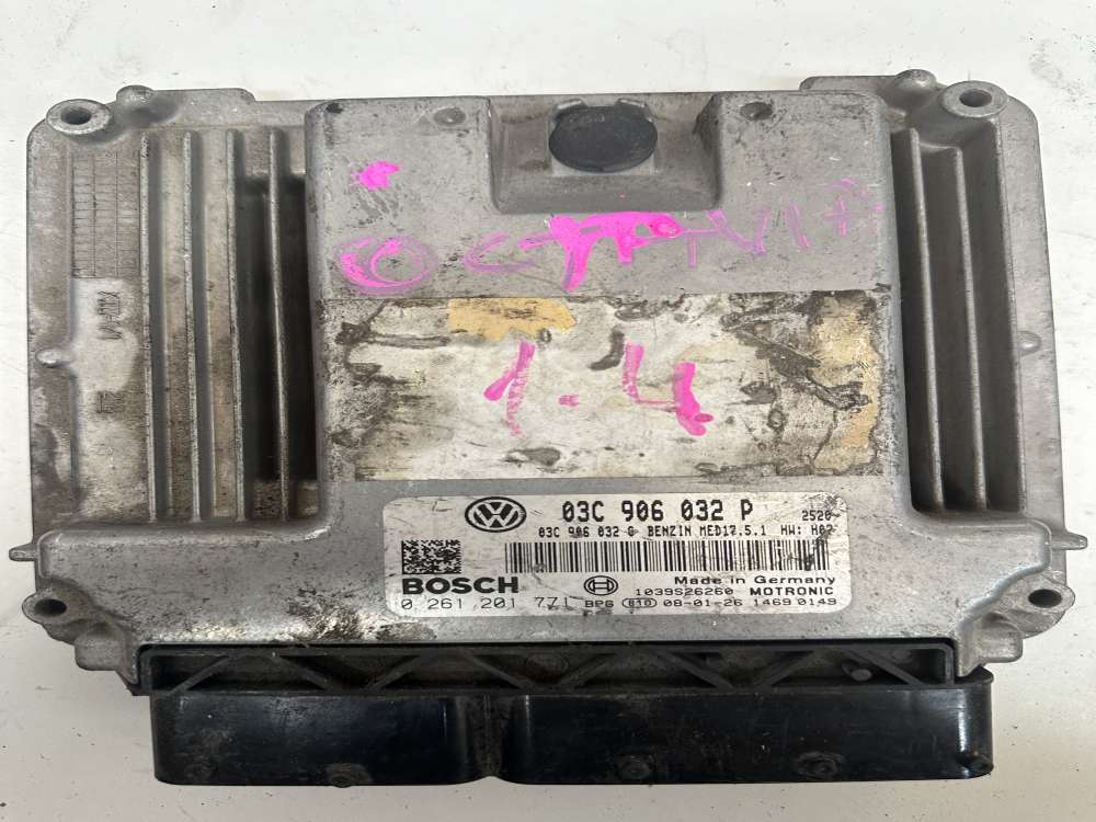 03C906032P VW JETTA MED17.5.1 MOTOR BEYİNİ 0261201771