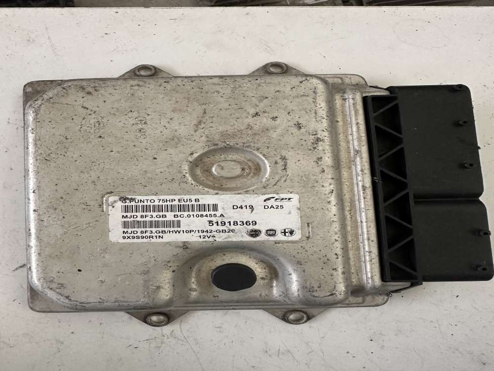 51918369 Fiat Punto Evo  MJD 8F3 MOTOR BEYNİ