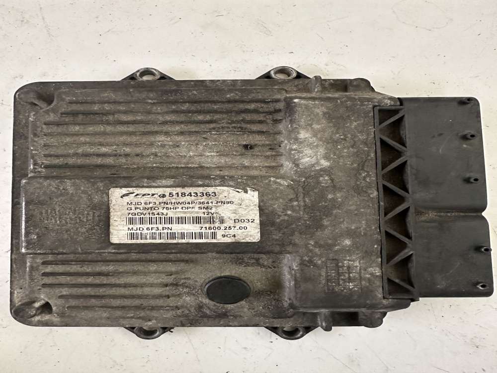 51843363 FİAT PUNTO MJD6F3 HW04P MOTOR BEYNİ